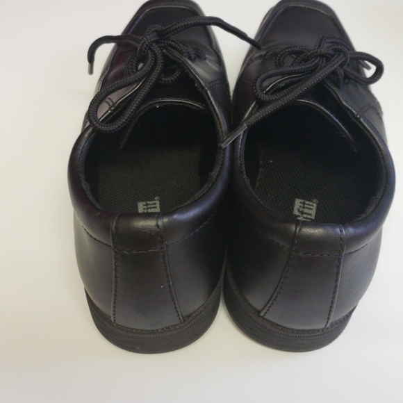 one set - Picture 4 of 4